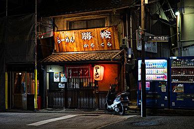 《英雄联盟》新英雄Nilah概念图曝出 长刀近战ADC